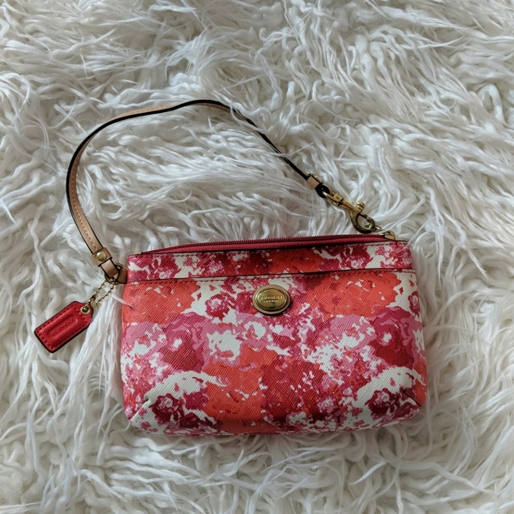 *FLASH SALE! Coach Wristlet in red and pink